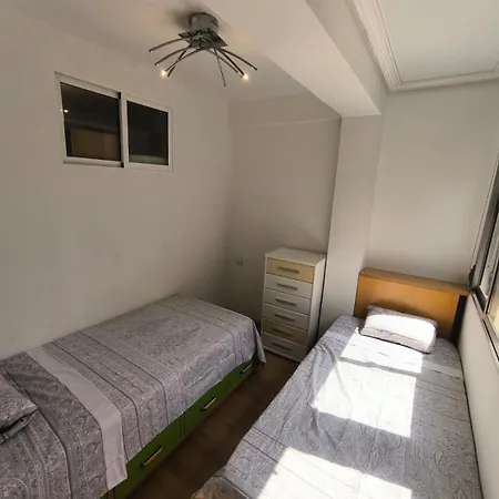 Piso Avenida De Madrid アパート サラゴサ