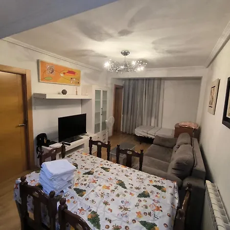 Piso Avenida De Madrid サラゴサ