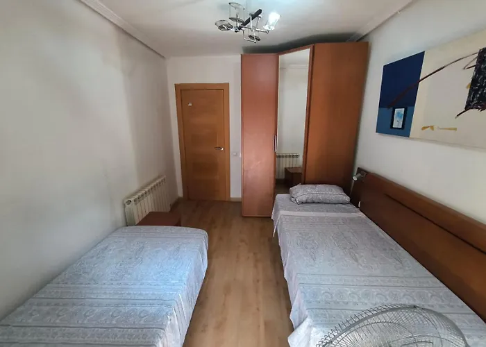 Piso Avenida De Madrid 아파트 사라고사